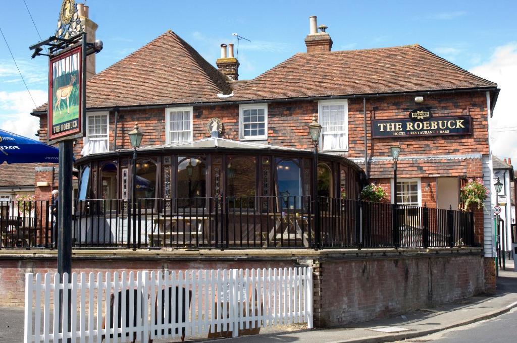 The Roebuck Inn - Relaxinnz Harrietsham Экстерьер фото